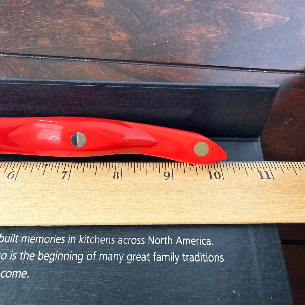 Cutco 3721 KU Santoku Red Classic Handle Serrated USA Realtor Engraving
